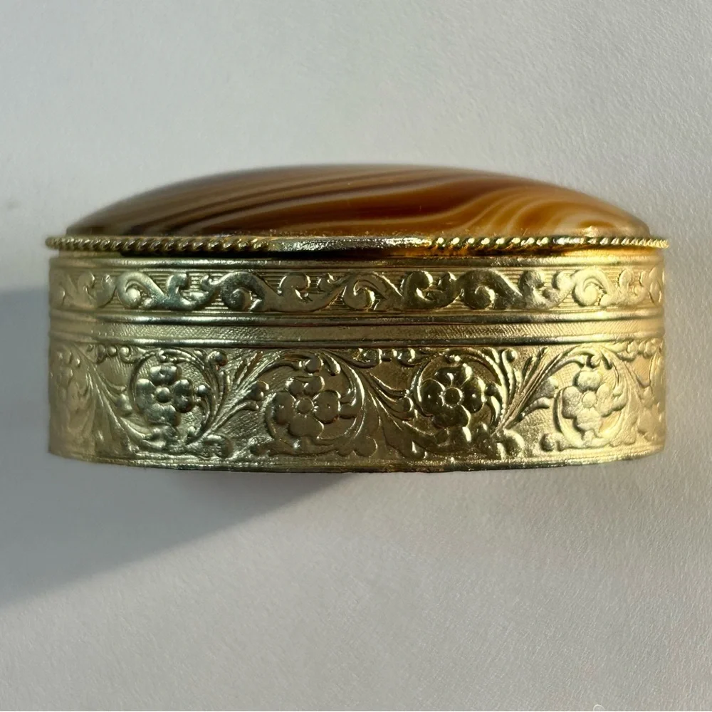 Vintage oval trinket pill box gold tone floral design faux agate gemstone